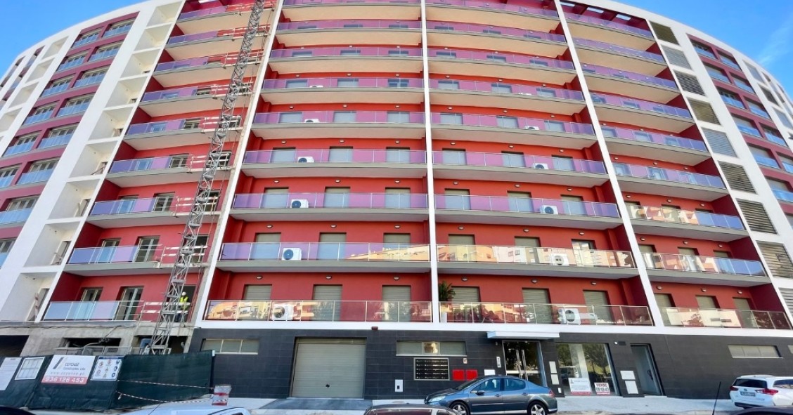 Casas novas à venda longe das grandes cidades