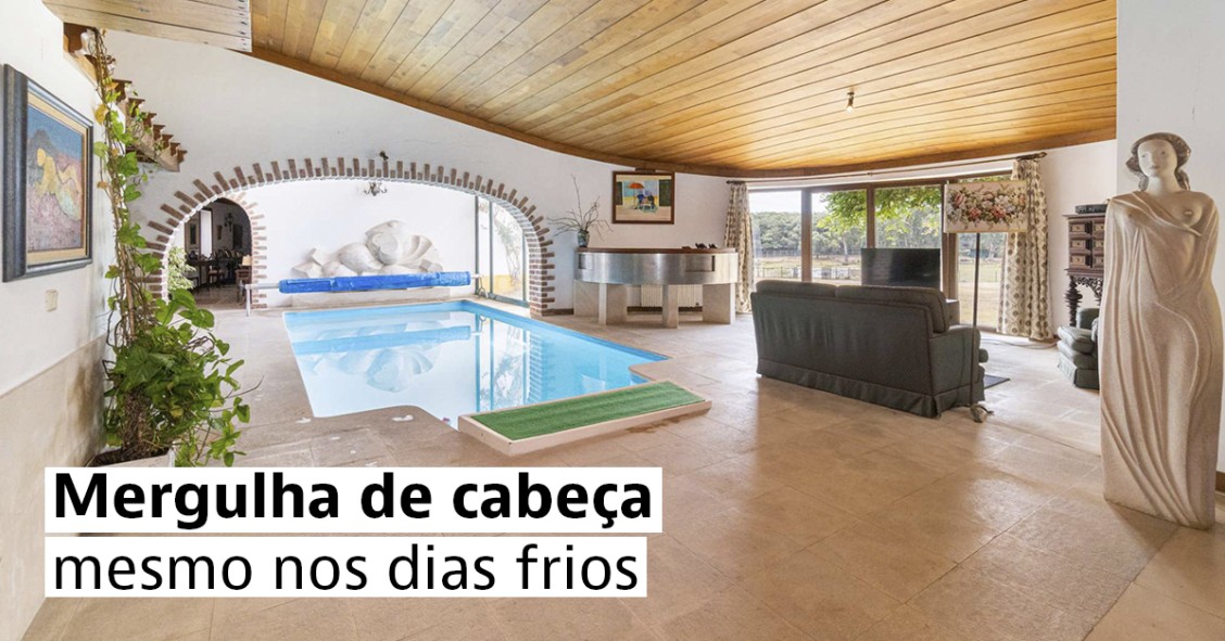 Casas com piscina interior