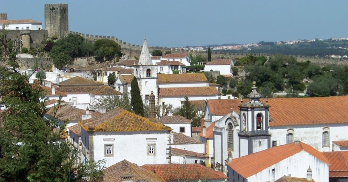 Construção de casas em Óbidos