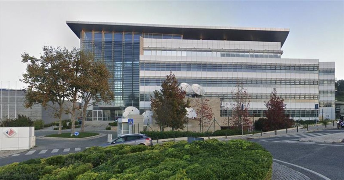 Grupo Impresa avalia venda de edifício