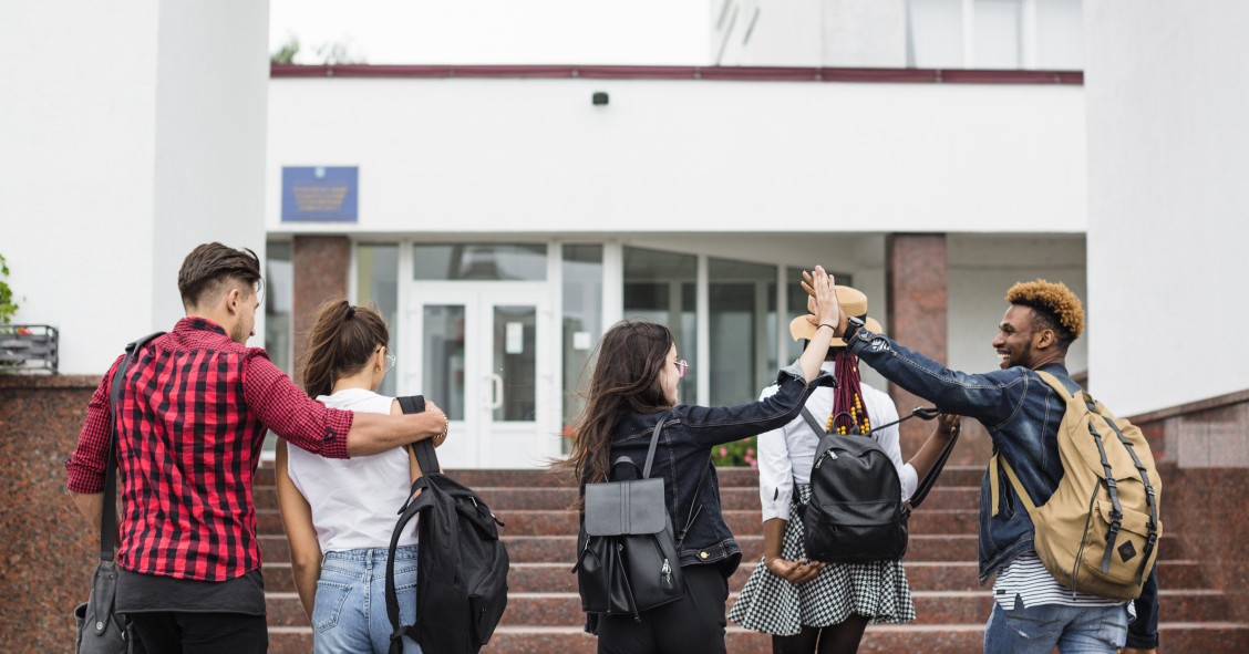 Comprar casa junto às melhores escolas 