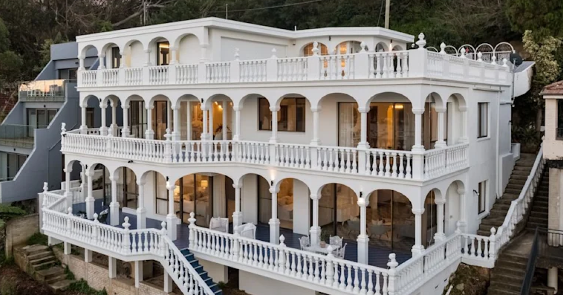 "Wedding Cake House"