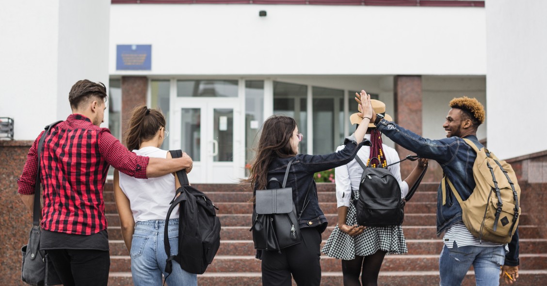 Estudantes