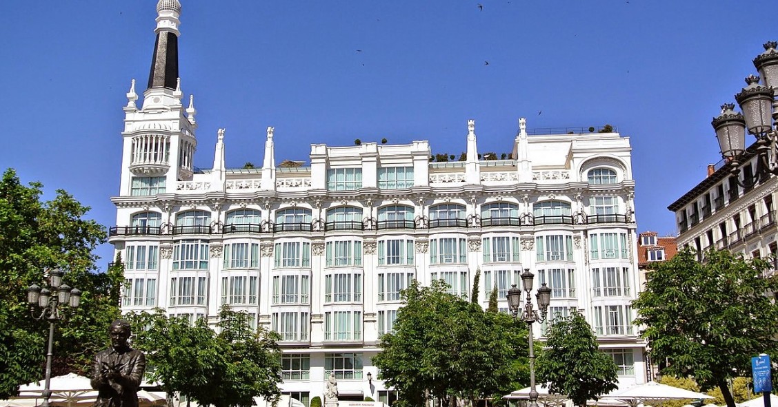 Hotel Reina Victória