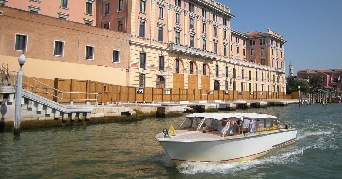 Taxi aquático em Veneza