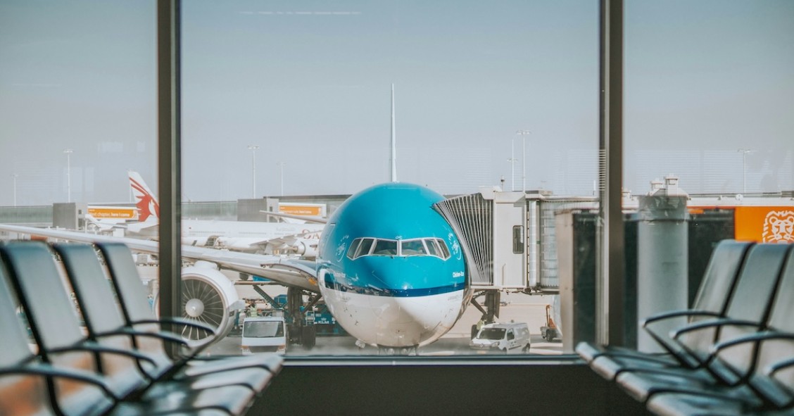 avião em aeroporto