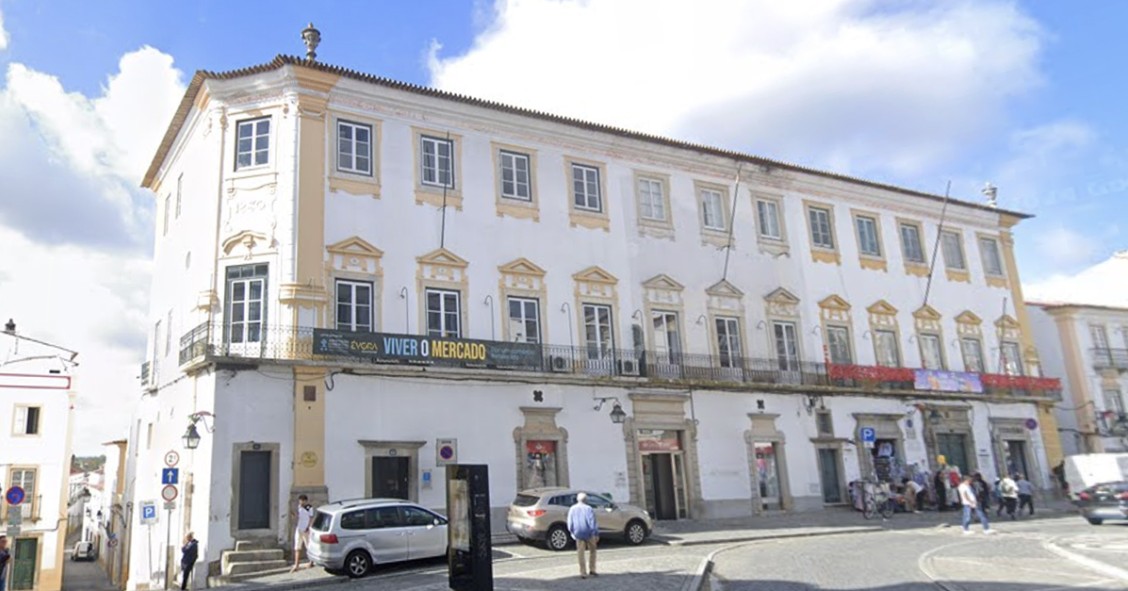 Leilão de imóvel em Évora