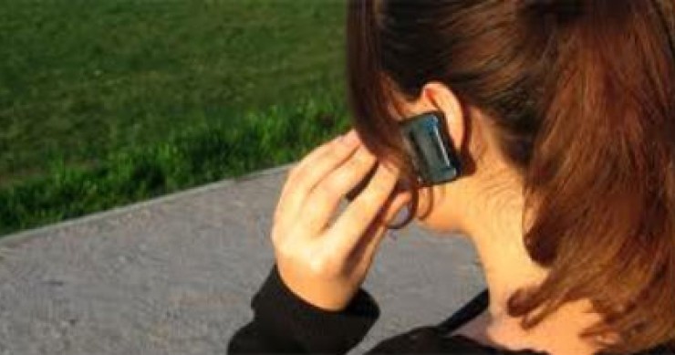 responsáveis da vodafone e optimus consideram concorrência inaceitável concorrência nas telecomunicações esmaga lucro de operadoras