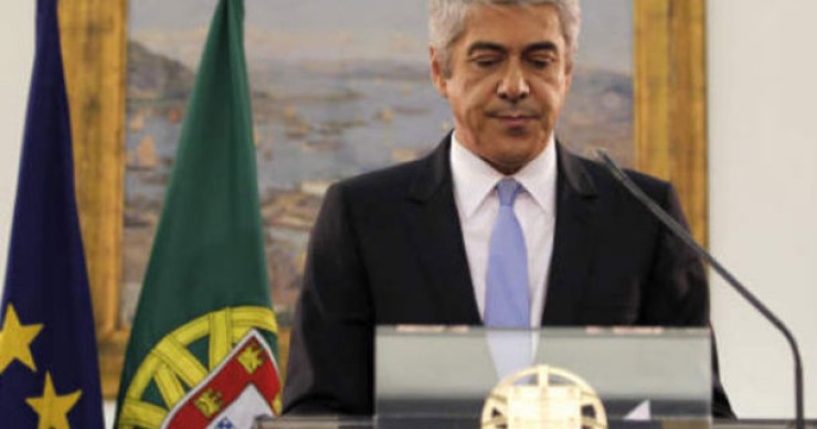 josé sócrates demitiu-se do cargo de primeiro-ministro, mas pode vir a recandidatar-se demissão de sócrates aproxima portugal de resgate financeiro
