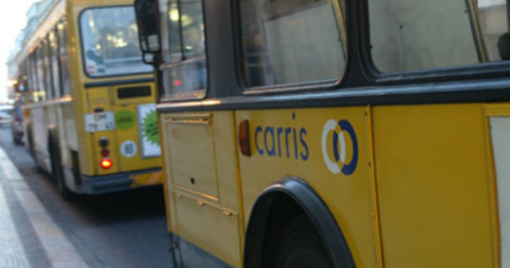 corte nos transportes devem entrar em vigor a partir do primeiro trimestre de 2012 quem ganha até 545 euros tem passe mais barato