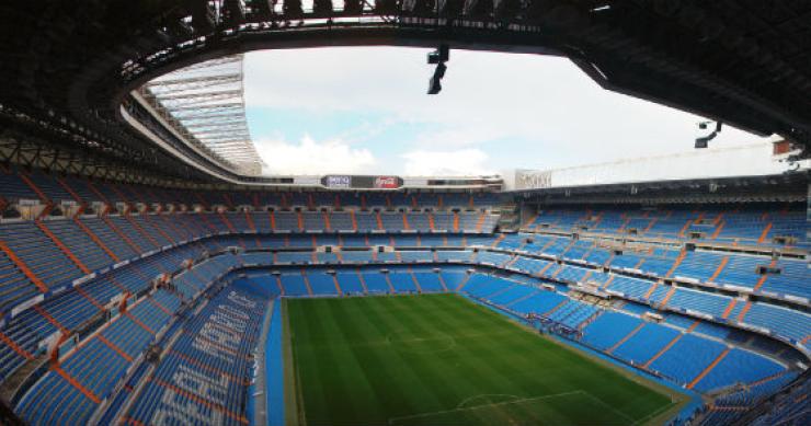estádio santiago bernabéu, casa do real madrid e o primeiro estádio online da europa é...