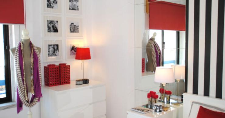 mudar a casa: quarto renovado com "vermelho feminino" (fotos)