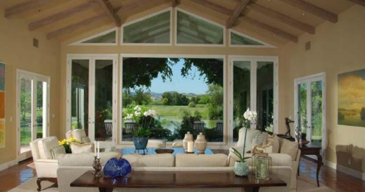 a casa dispõe de campo de golfe, piscina e court de ténis casas de sonho: mansão de luxo para os amantes de golfe e do vinho da califórnia (fotos)