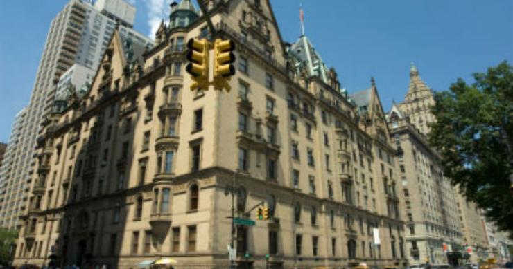 estado vende casa no edifício onde viveu john lennon 
