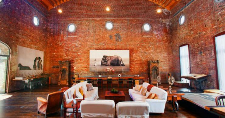 a casa está localizada no bairro noho, em manhattan remodelação: de sala de concertos a loft de luxo (fotos)
