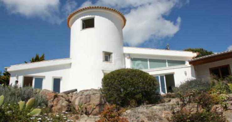 o moinho que brilha está localizado no topo da aldeia da malveira da serra casas de fim-de-semana: jardim privativo a 150 metros da ria formosa (fotos)