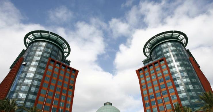 as torres ocidente e oriente situam-se no centro comercial colombo (foto: www.torreocidente.pt) ocupação de escritórios em lisboa aumenta 125% face a 2011