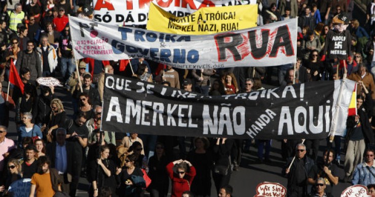 manifestação em lisboa durante a visita de angela merkel a lisboa, dia 12 greve geral em portugal em jornada de luta europeia