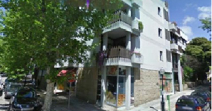 esta casa na rua de gondarém vai a leilão por 750 euros por mês (fonte: câmara do porto) câmara do porto leiloa casas para arrendar junto ao mar