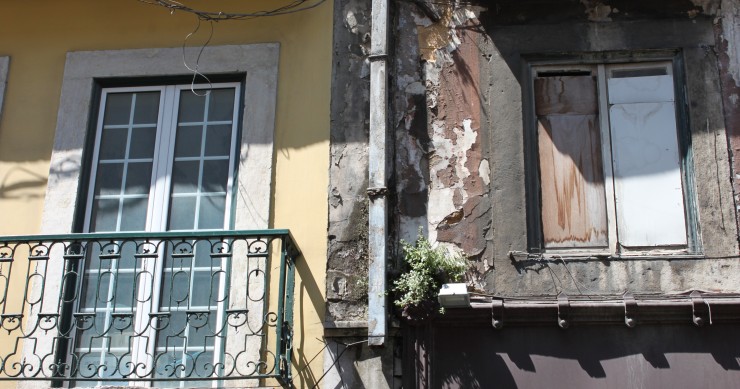 em lisboa há cerca de 8 mil imóveis devolutos aumento do imi é menor para proprietários de casas com rendas antigas