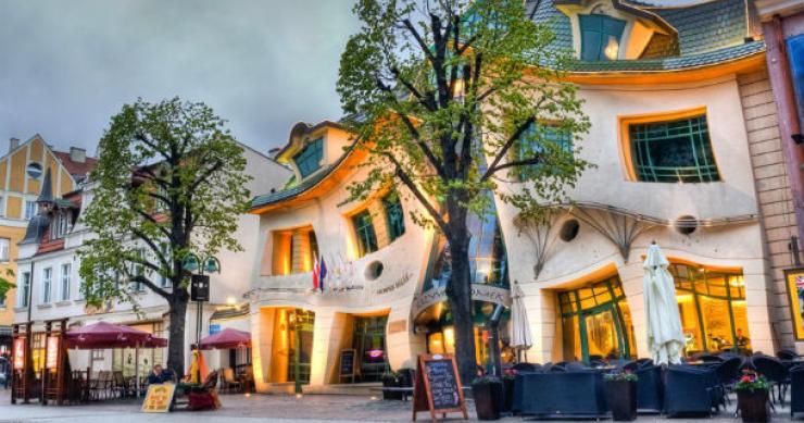 esta habitação está localizada em sopot, na polónia as 20 casas mais estranhas do mundo (fotos)