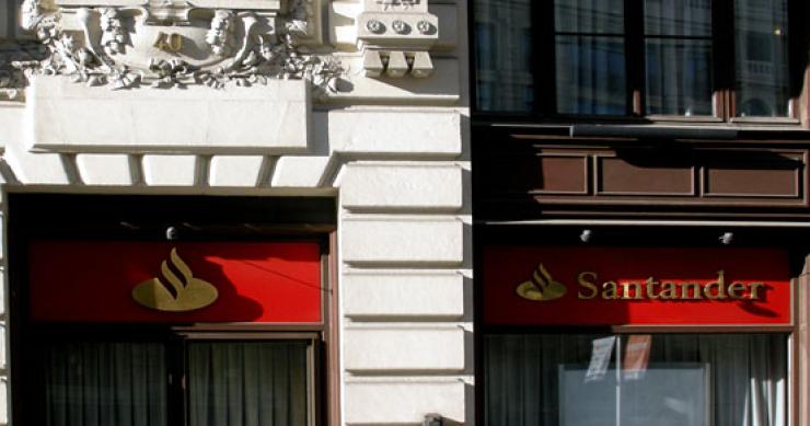 Banco santander desafia espanhóis a proporem preço para milhares de casas