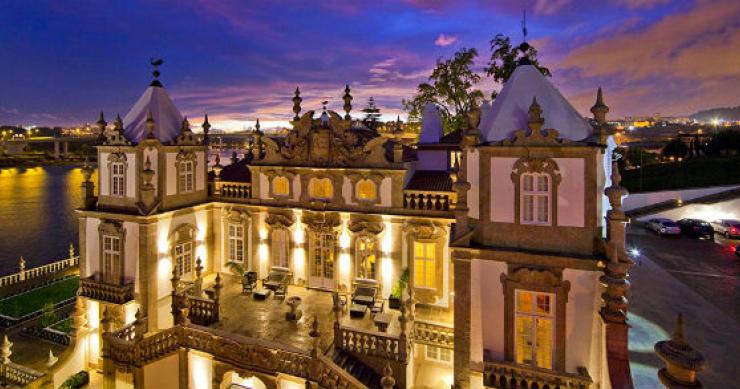 pousada do porto, hotel palácio do freixo: a paz e o luxo de dormir com vista para o douro (fotos)
