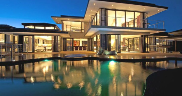 A casa está localizada na cidade de Knysna. Casas de sonho: Mergulhar numa piscina circular na África do Sul (fotos)