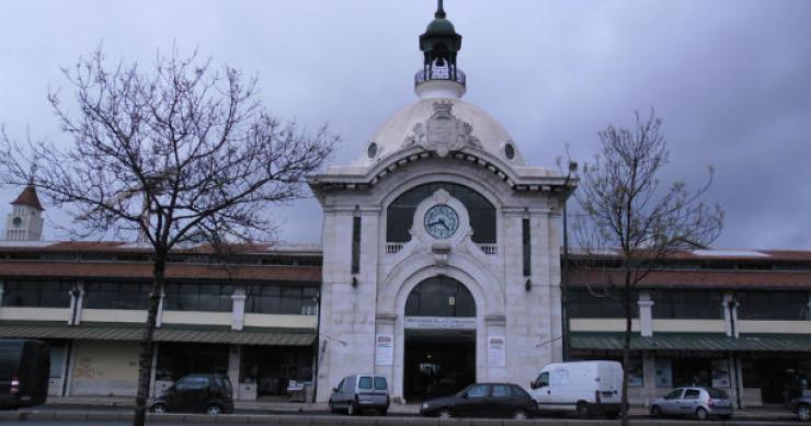 Mercado da Ribeira, em Lisboa. Lisboa: Mercado da Ribeira abre renovado no verão