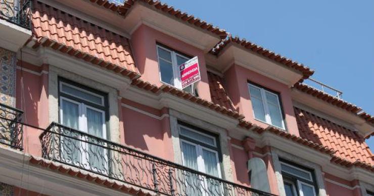 Portugal é um país de proprietários, mas há cada vez mais inquilinos. É cada vez mais difícil arrendar casa, alertam proprietários