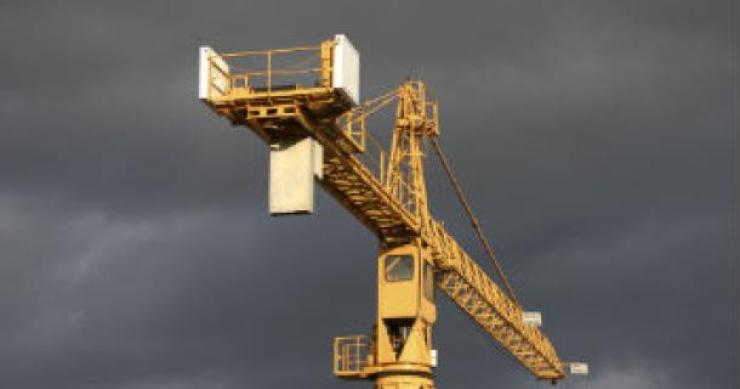 Em causa está um relatório do grupo de trabalho para as infraestruturas de elevado valor acrescentado. Aquino Construções está “em liquidação” mas ganha contratos de obras públicas de dez milhões