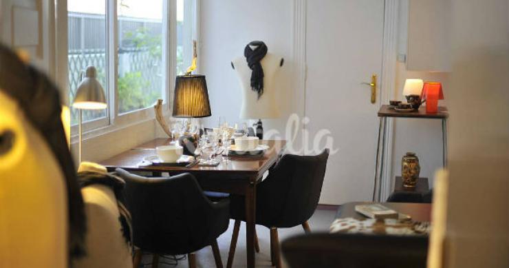 Casas de fim de semana: Pátio lisboeta junto à Fonte Luminosa (fotos)