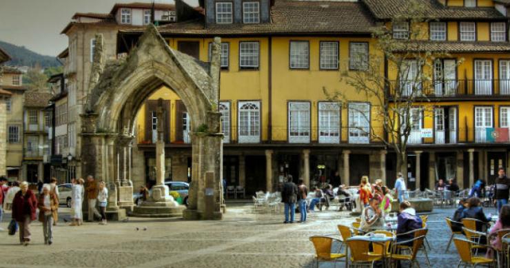 Vista geral do centro histórico de Guimarães. IMI: cidades classificadas pela Unesco querem manter isenção