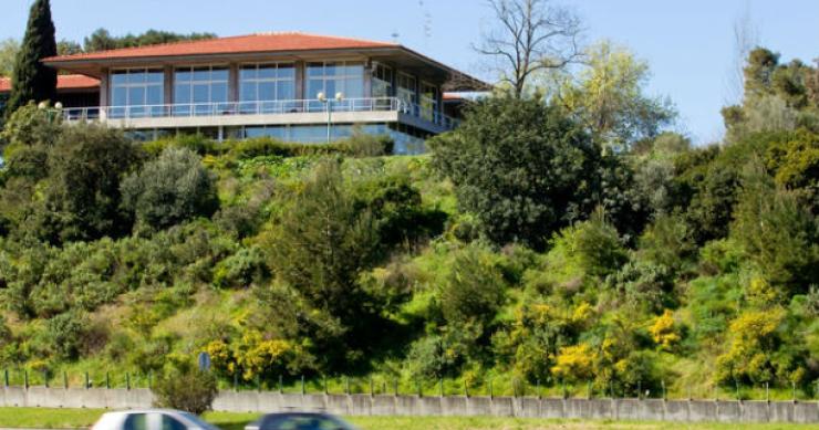 Estradas de Portugal arrenda sede após tentativa falhada de a vender