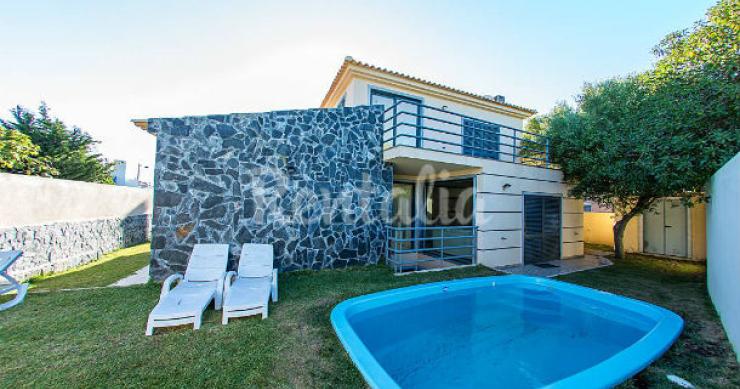 Casas de fim de semana: Vivenda com piscina a dois passos do Guincho (fotos)