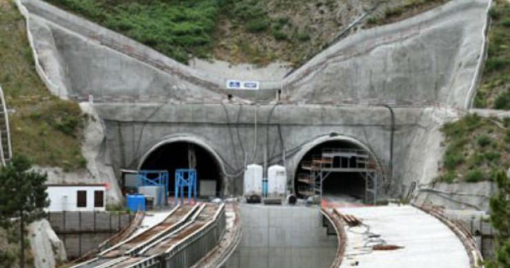 Somague reentra na corrida à construção do polémico Túnel do Marão 