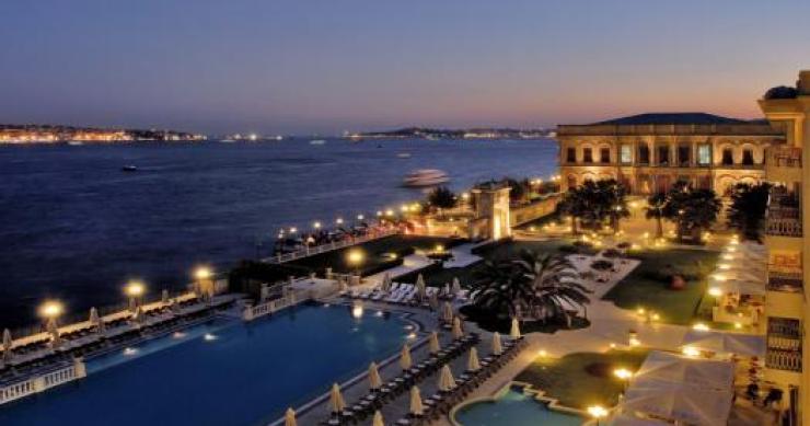 Çiragan Palace Kempinski: Viver como um sultão nas margens do Bósforo (fotos) 