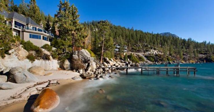 Casas de sonho: Mansão rústica “colada” ao Lago Tahoe (fotos)