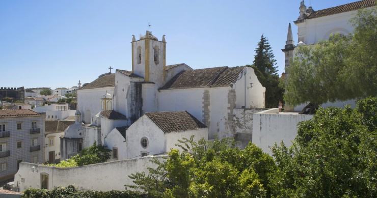 Casas de férias no Algarve: burlão preso por enganar turistas portugueses e estrangeiros