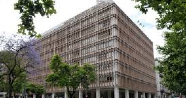 Santander, BBVA e Sabadell estudam a compra do BES