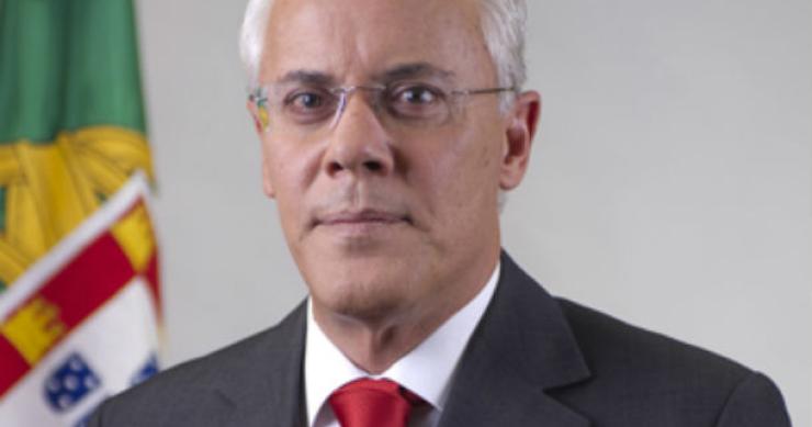 Miguel Macedo demite-se na sequência das investigações aos vistos gold
