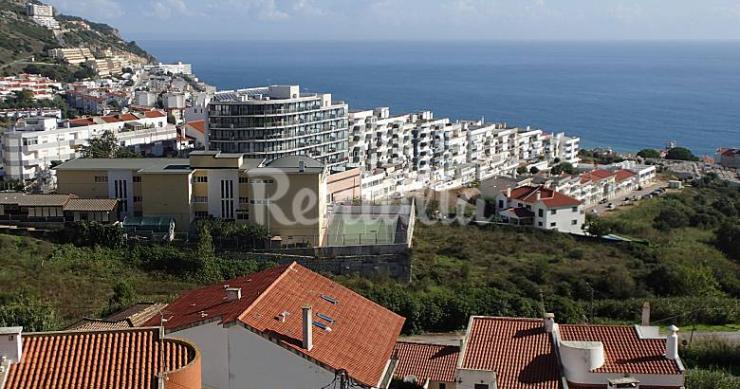 Casas de fim de semana: O descanso merecido com vista para o mar em Sesimbra (fotos)