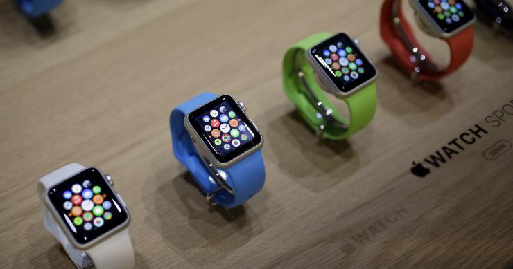 Apple Watch chega ao mercado a 24 de abril, mas a Portugal ainda não