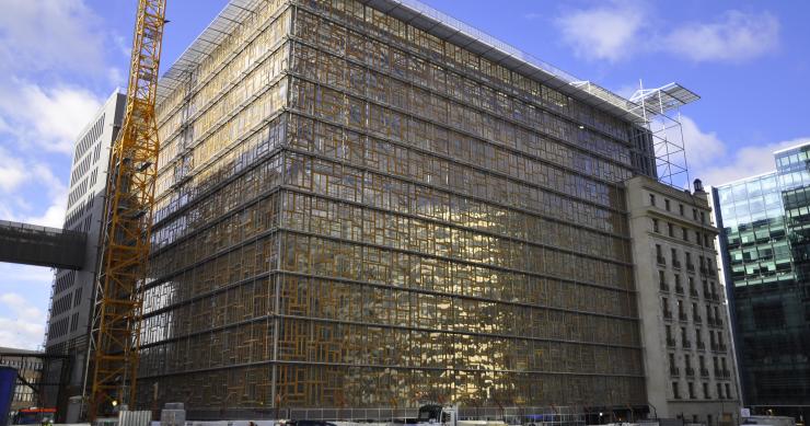 Nova sede da Comissão Europeia pintada com tinta portuguesa