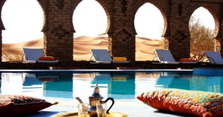 Auberge Café du Sud: Dormir num refrescante oásis no deserto do Sara (fotos)