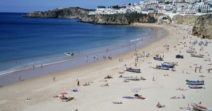 Sabias que tens menos férias e feriados que a maioria dos europeus? 