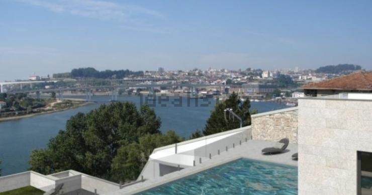 Esta espetacular penthouse está localizada em Gondomar e custa 2.000.000 euros.