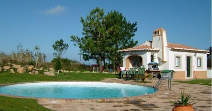 Esta espetacular casa está localizada em Sintra e custa 1.250.000 euros.