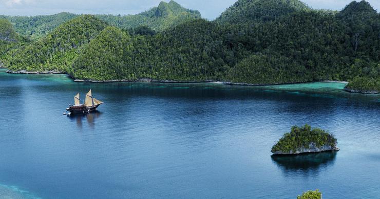 Alila Purnama: Um antigo barco pirata para atravessar o Índico com todo o luxo possível