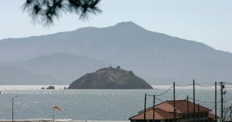 A ilha privada de São Francisco que ninguém quer comprar nem com 77% de desconto